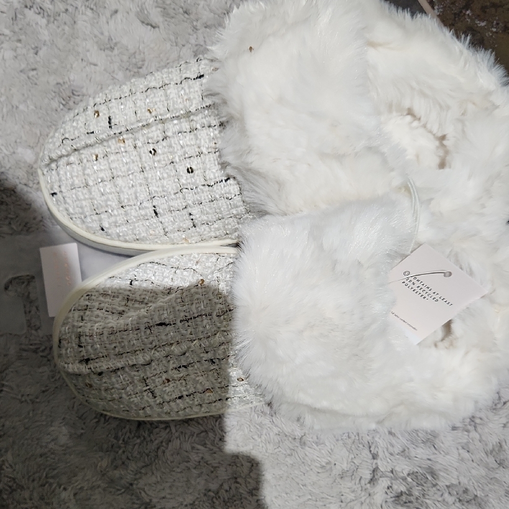 Kohl's Ivory Faux Fur Slippers